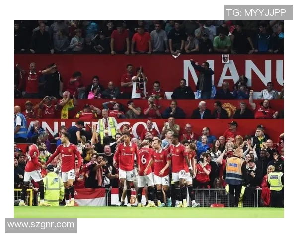 曼联与利物浦对决时间揭晓比赛何时开打引发球迷热议 曼联与利物浦对决时间揭晓比赛何时开打引发球迷热议